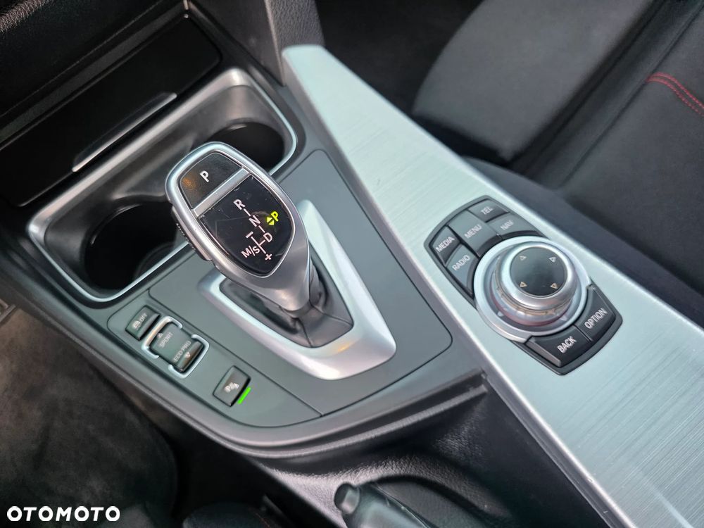BMW Seria 3 - 25