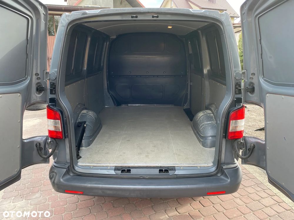 Volkswagen Transporter T5 - 9