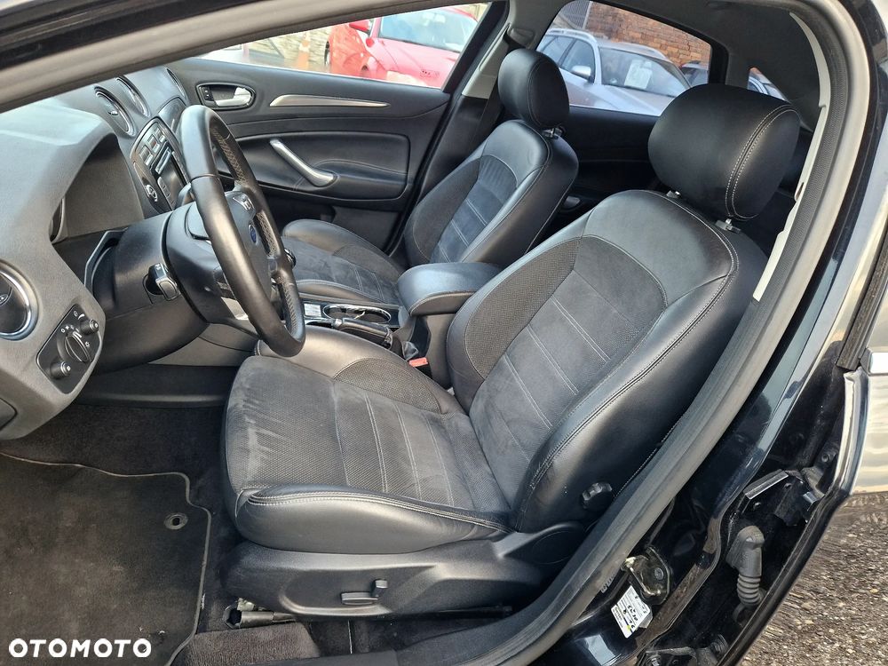 Ford Mondeo 2.5 Titanium X - 13