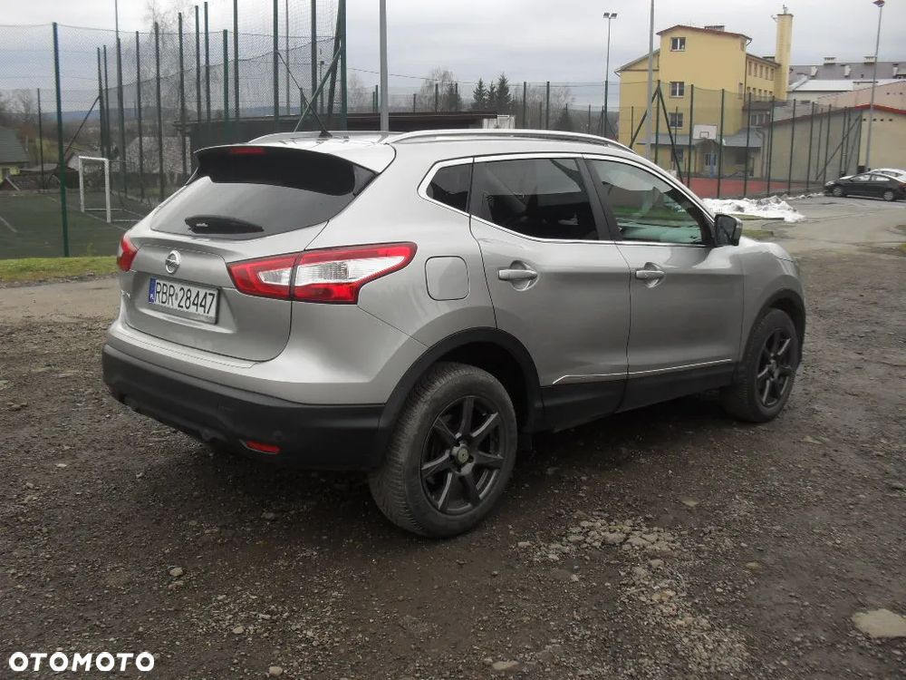 Nissan Qashqai 1.6 dCi 4 x 4 DPF Start/Stop tekna - 5