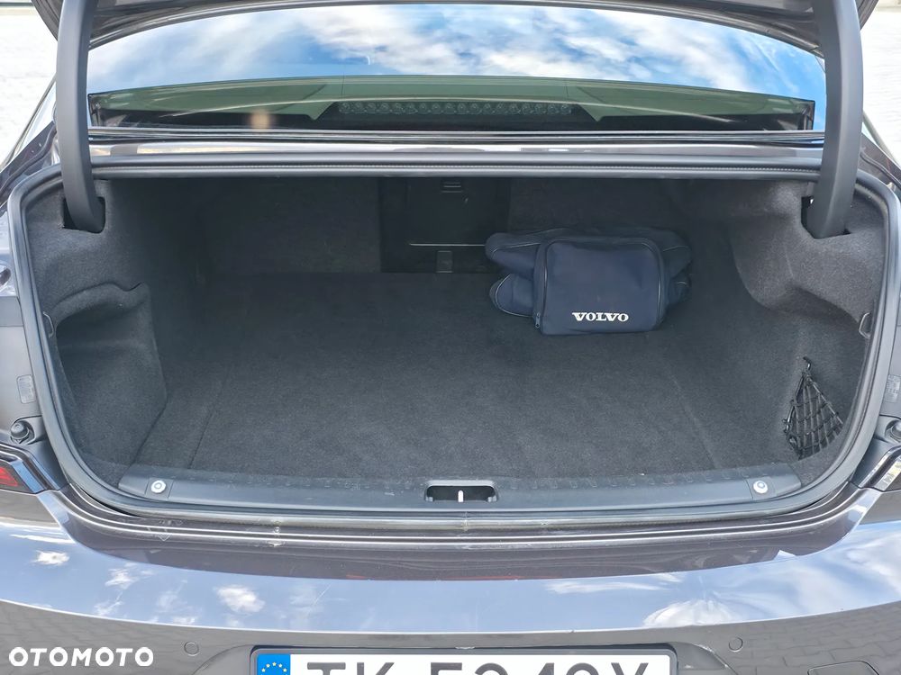 Volvo S90 B5 D AWD Inscription - 33
