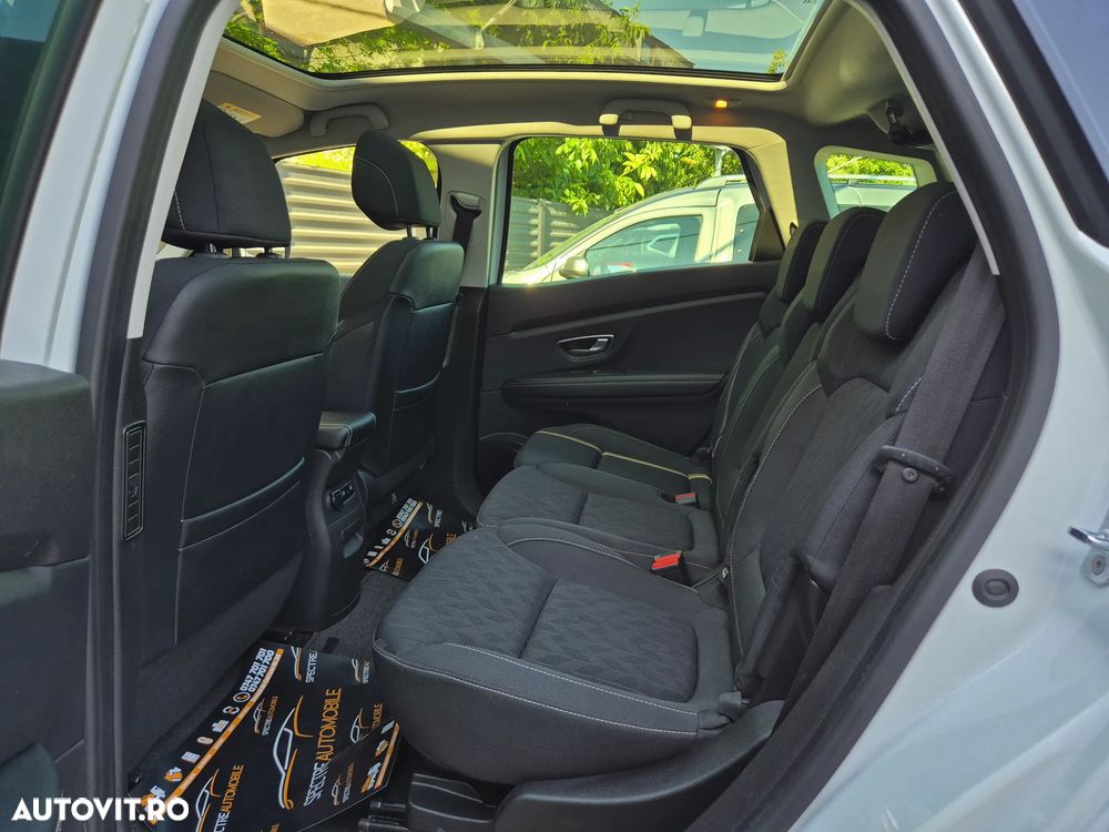 Renault Scenic TCe 140 GPF LIMITED - 12