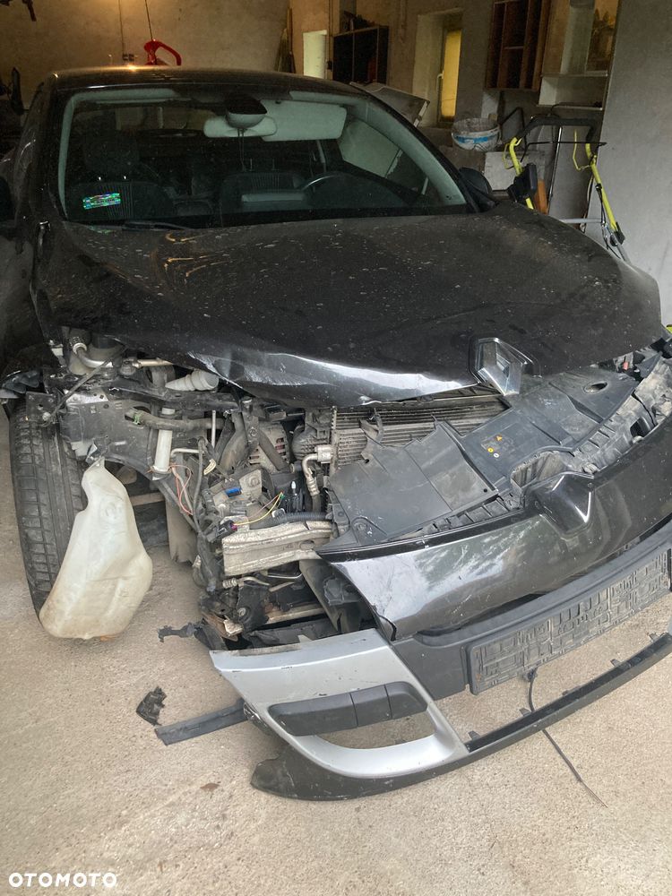 Renault Megane 2.0 16V Dynamique CVT - 4