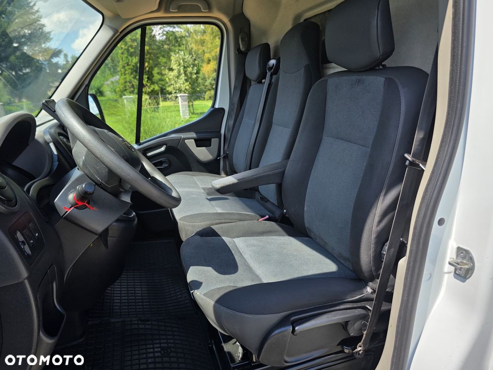 Renault Master - 24