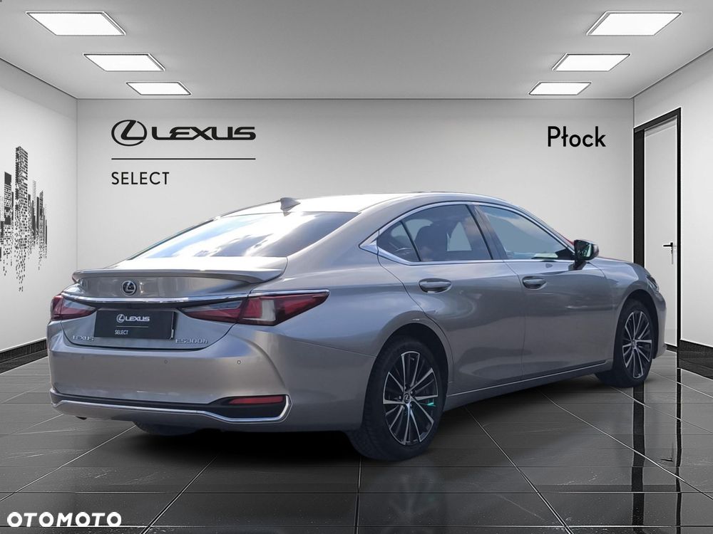Lexus ES 300h Business Edition - 5