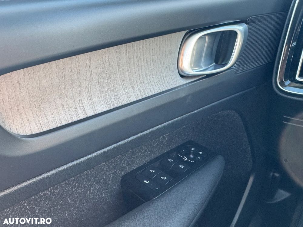 Volvo XC 40 T4 Recharge DKG Inscription - 12