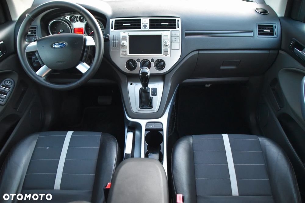 Ford Kuga 2.5 4x4 White Magic - 16