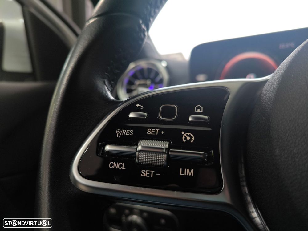 Mercedes-Benz GLA 250 e Progressive - 20
