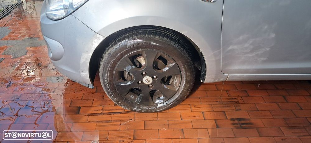 Hyundai i20 1.2 Comfort ESP - 2