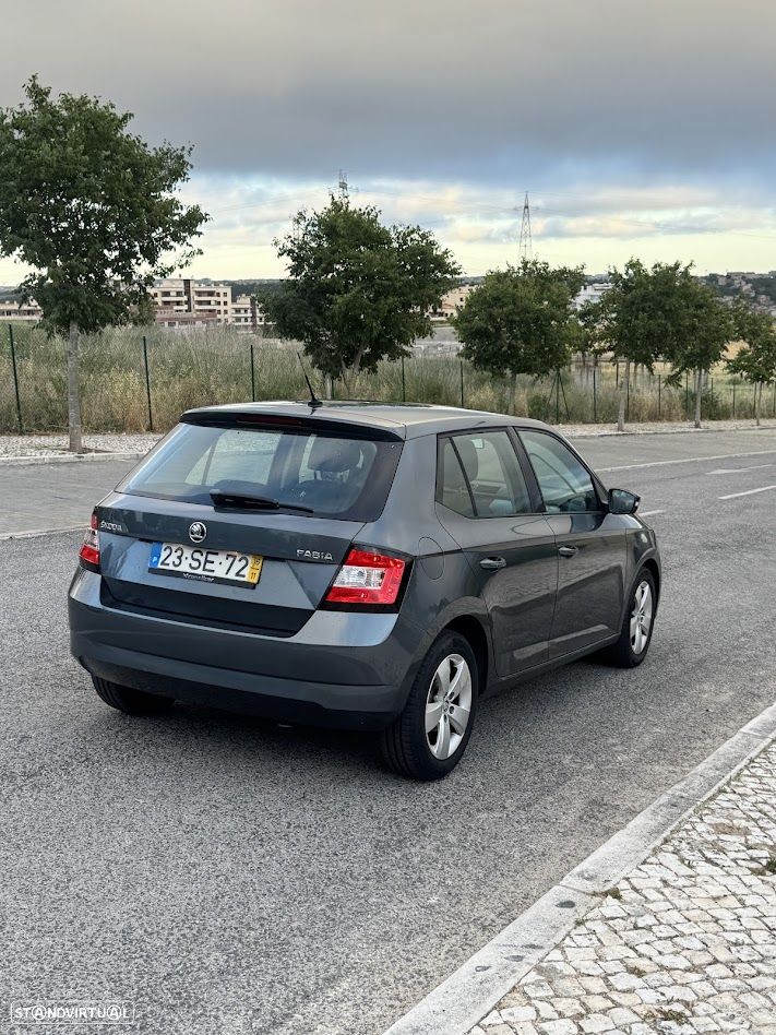 Skoda Fabia 1.0 Ambition - 8