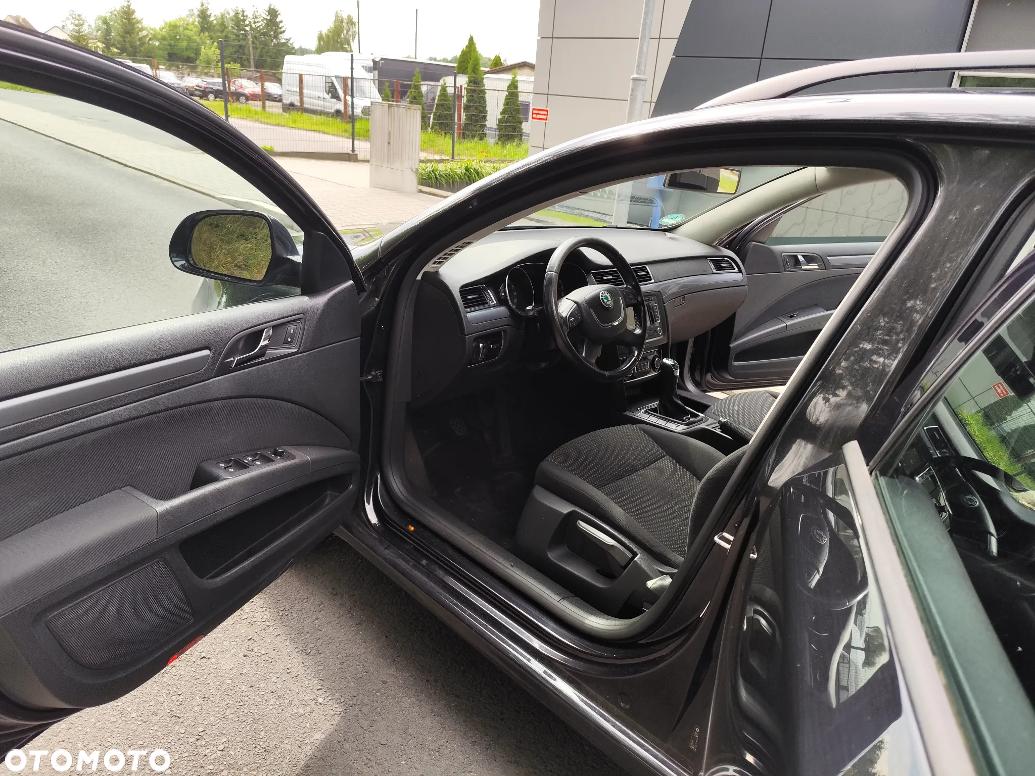 Skoda Superb 2.0 TDI Business - 12
