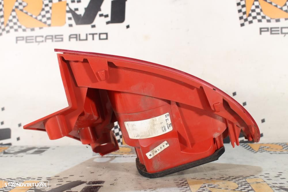 Farolim Direito Seat Leon (1P1)  Farolim Direito Do Chassi Seat Leon 1 - 7