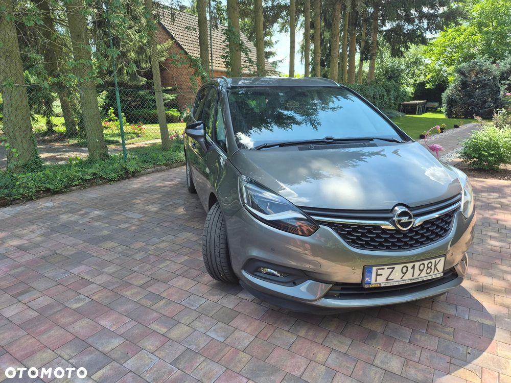 Opel Zafira 1.6 T Elite - 2
