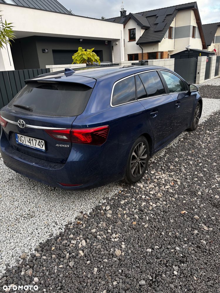 Toyota Avensis - 6