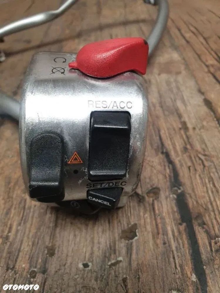 Przełącznik prawy Yamaha XVZ1300 Venture - 3