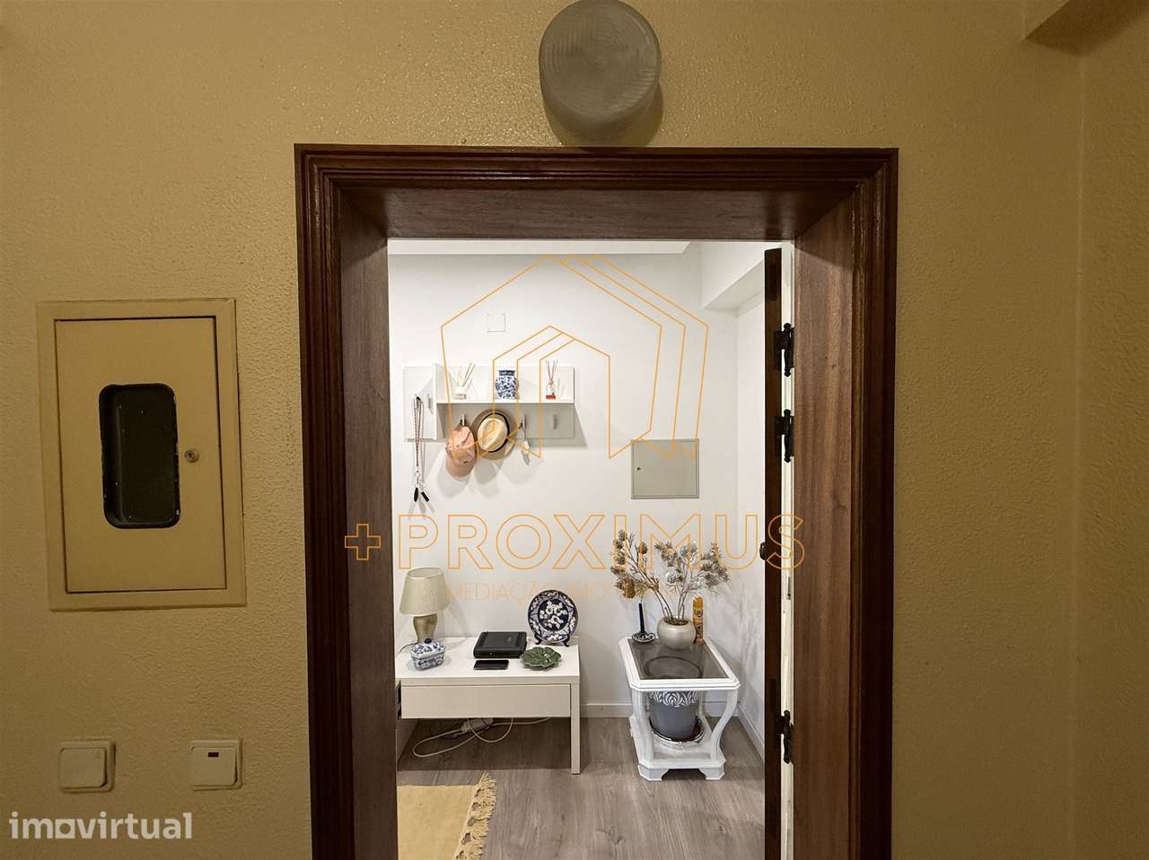 Apartamento T2 com Garagem – Alto do Forno - Grande imagem: 2/23