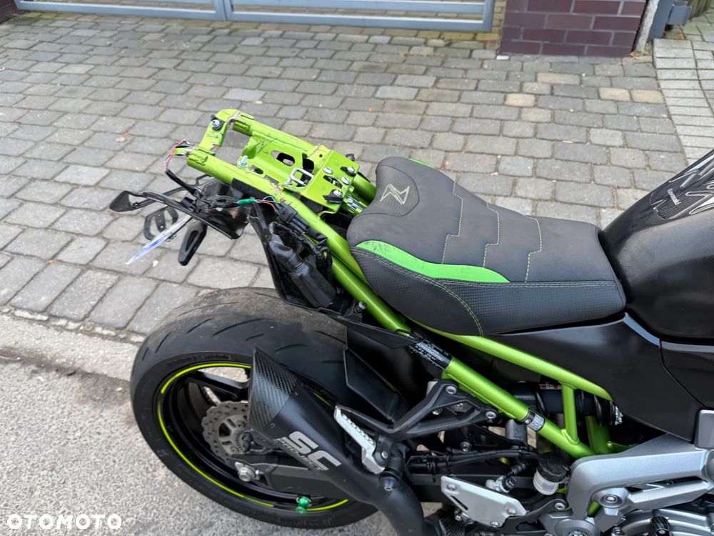 Kawasaki Z 900 - 25