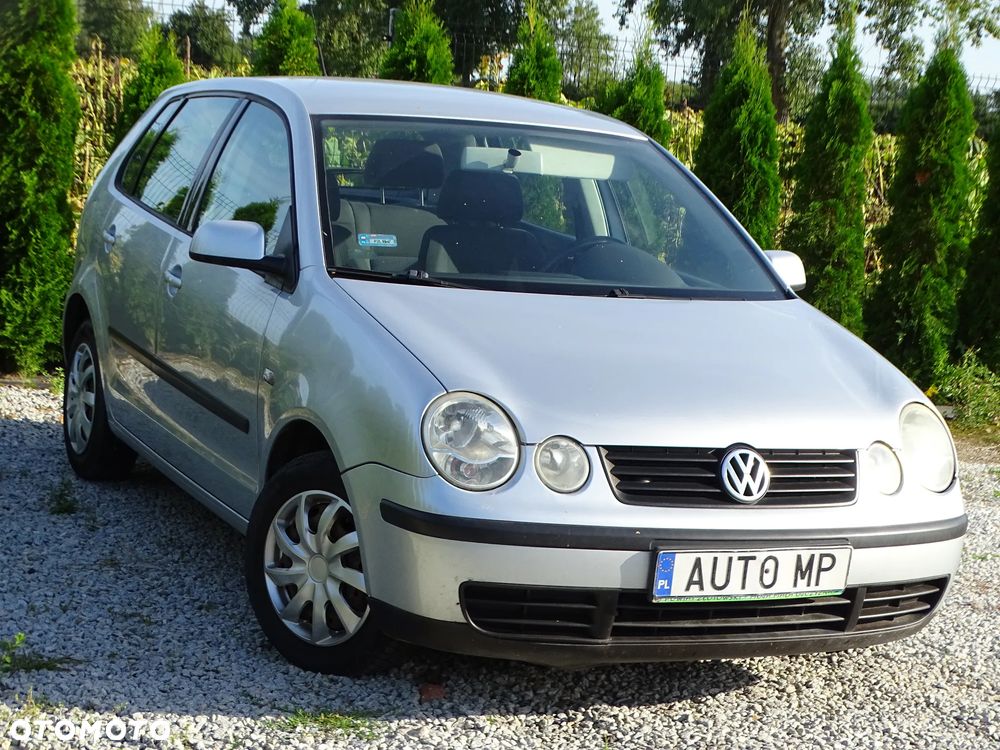 Volkswagen Polo - 2
