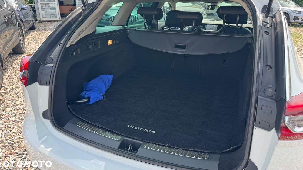 Opel Insignia 1.5 T Enjoy S&S Eco - 29