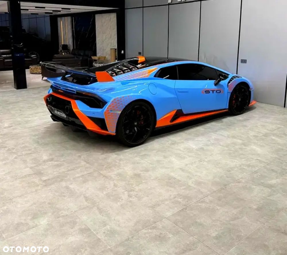 Lamborghini Huracan EVO - 4