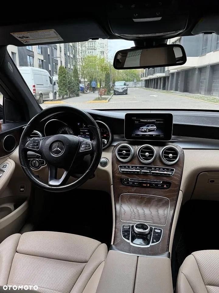Mercedes-Benz GLC 300 4-Matic - 6