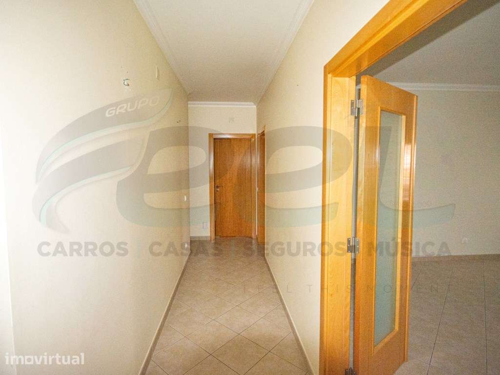 Apartamento T2 na Urbanização das Milheiras em Almeirim - Grande imagem: 4/18