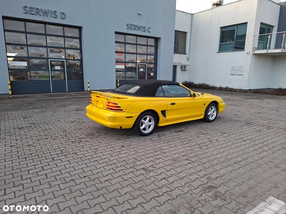 Ford Mustang - 11