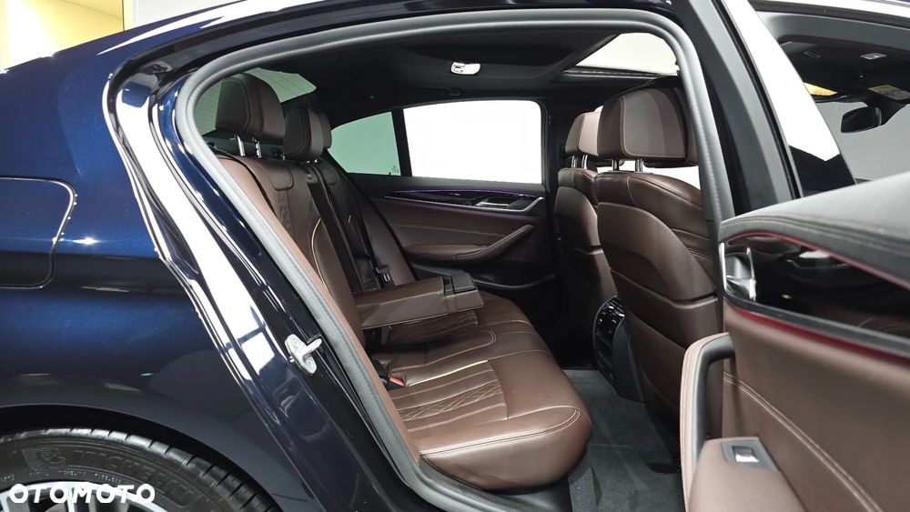 BMW Seria 5 - 22