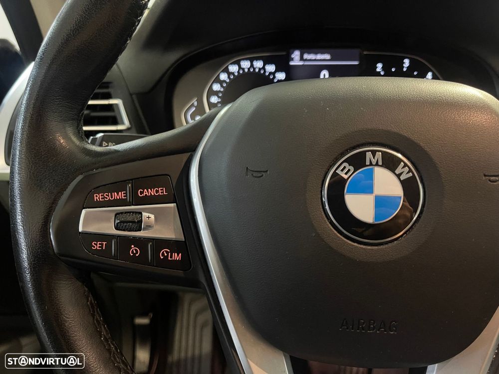 BMW X3 20 d xDrive - 25