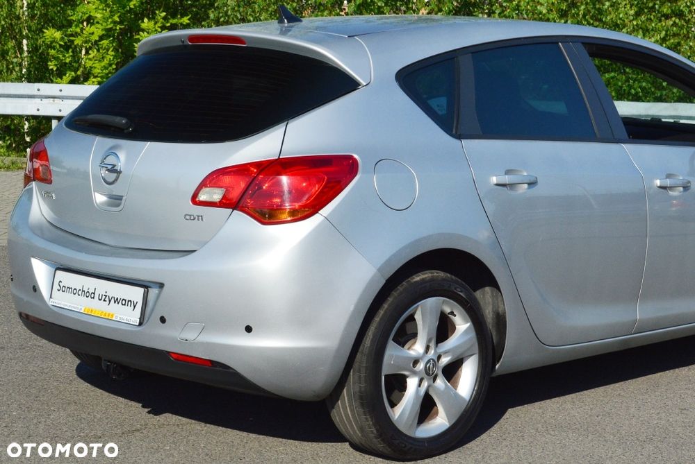 Opel Astra 1.7 CDTI - 14