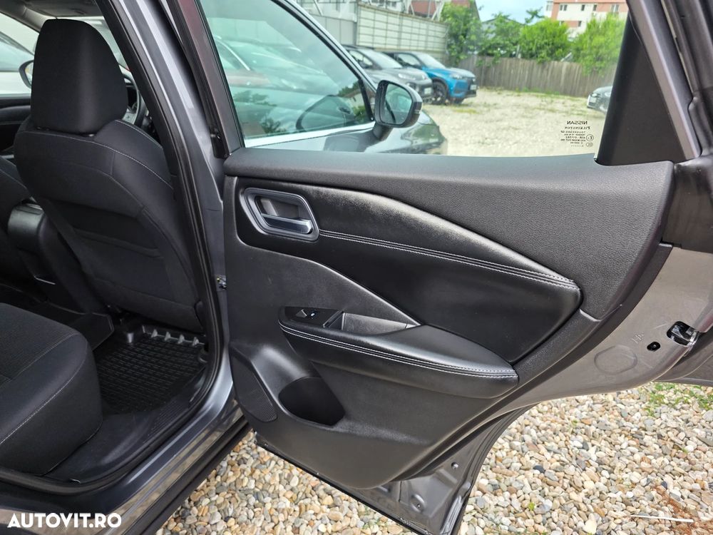 Nissan Qashqai 1.3 DIG-T MHEV Xtronic Tekna - 17