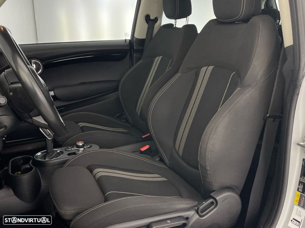 MINI 3 Portas Cooper SE - 18