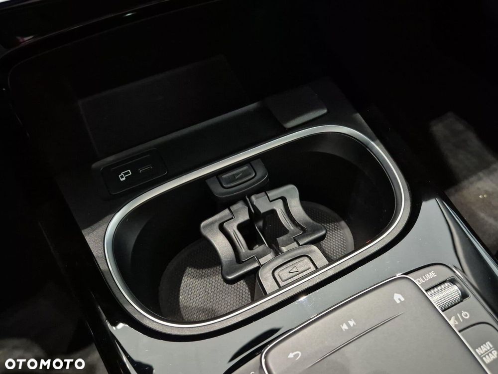 Mercedes-Benz CLA - 30