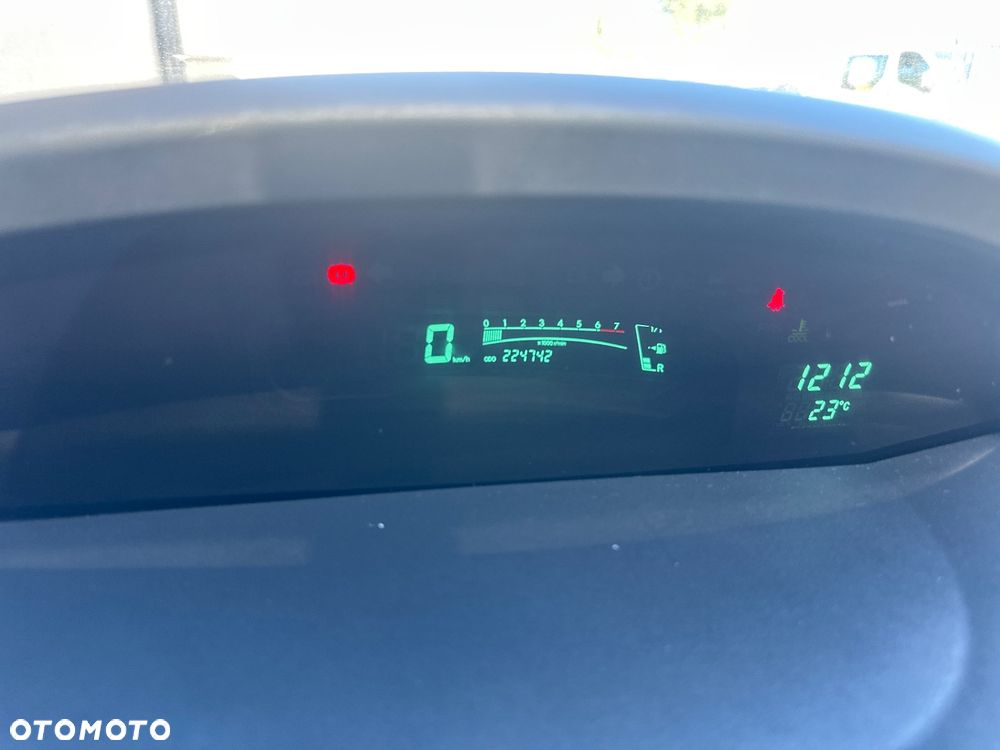 Toyota Yaris 1.33 Luna - 23