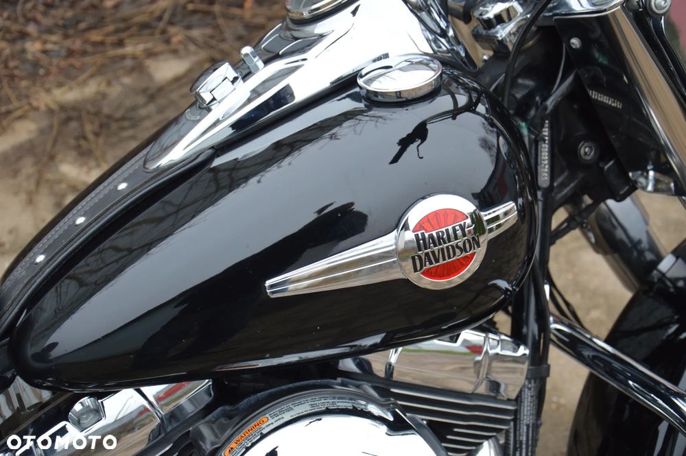 Harley-Davidson Softail Heritage Classic - 13