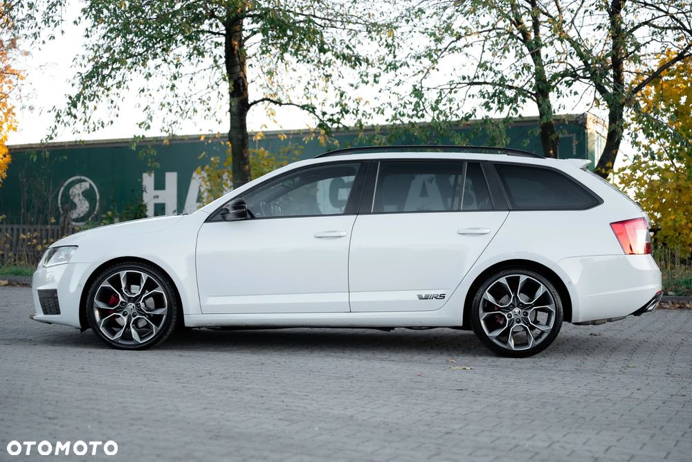 Skoda Octavia 2.0 TDI RS Challenge DSG - 8