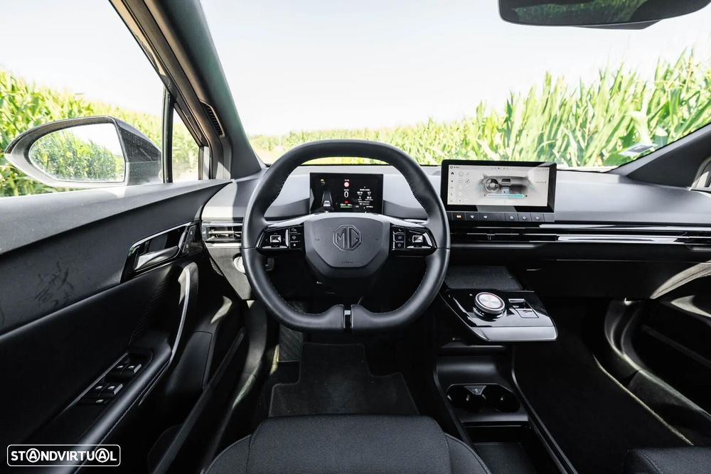 MG MG4 64 kWh Comfort - 32