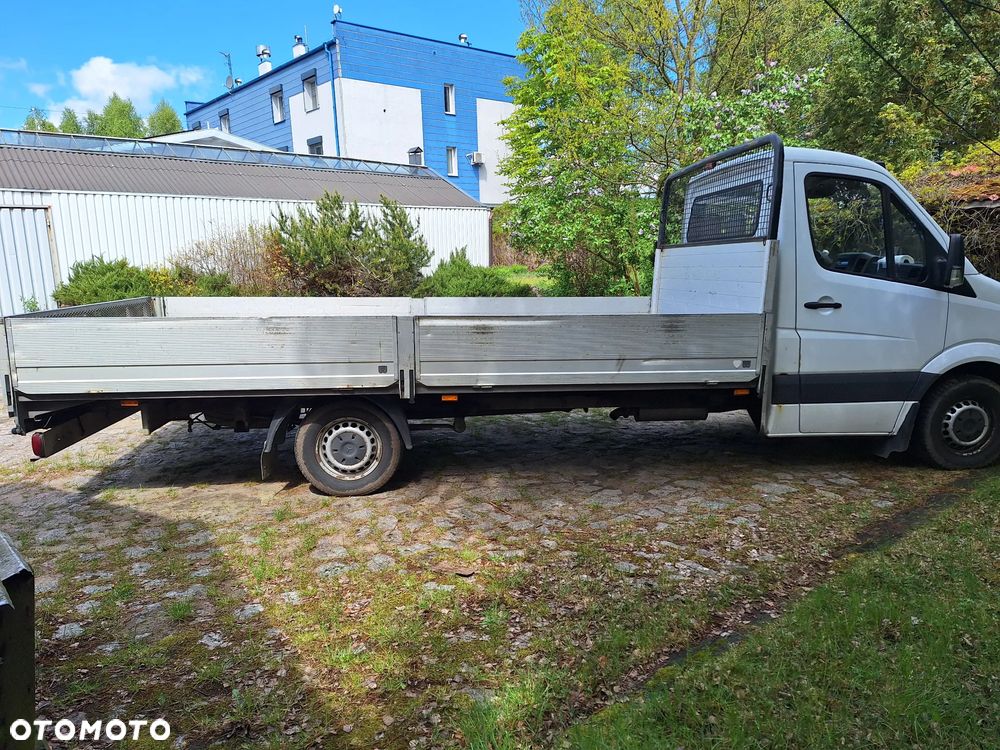 Mercedes-Benz Sprinter - 2