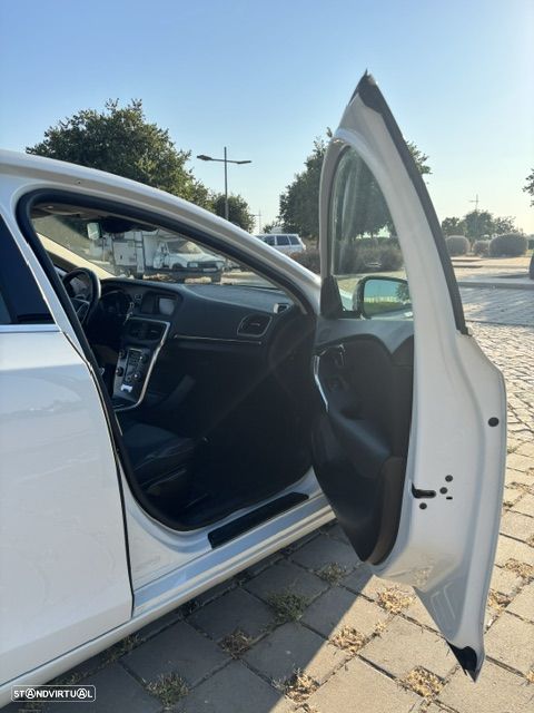 Volvo V40 1.6 D2 Eco Momentum - 14