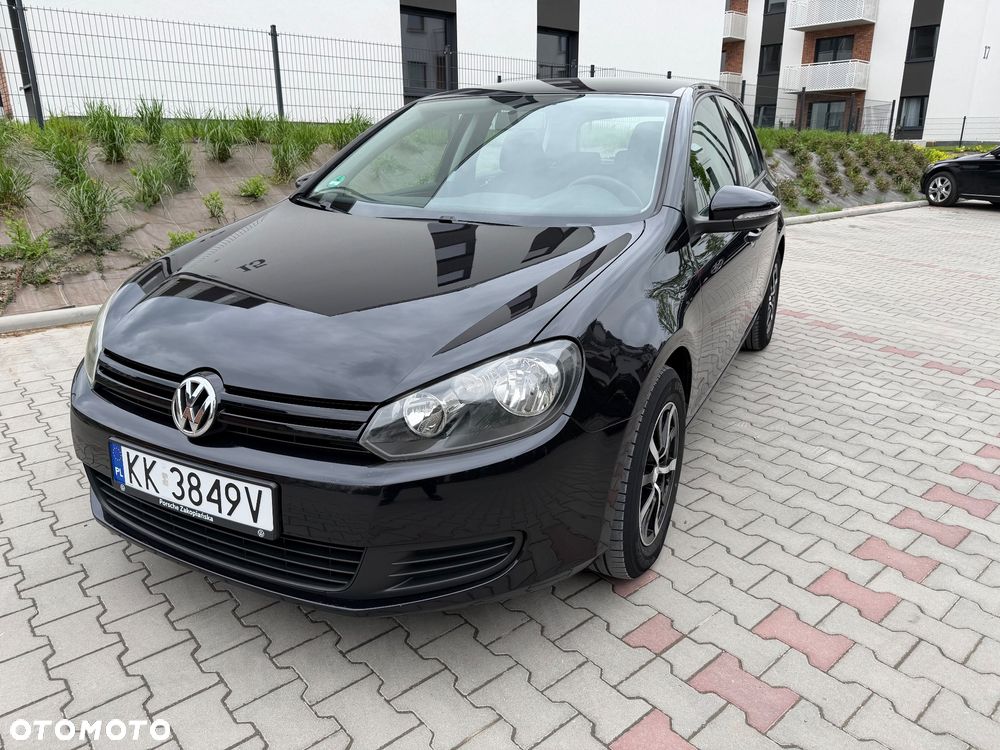 Volkswagen Golf - 1