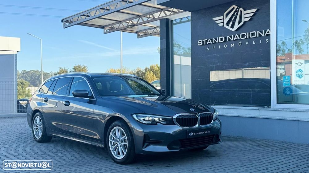 BMW 330 - 8