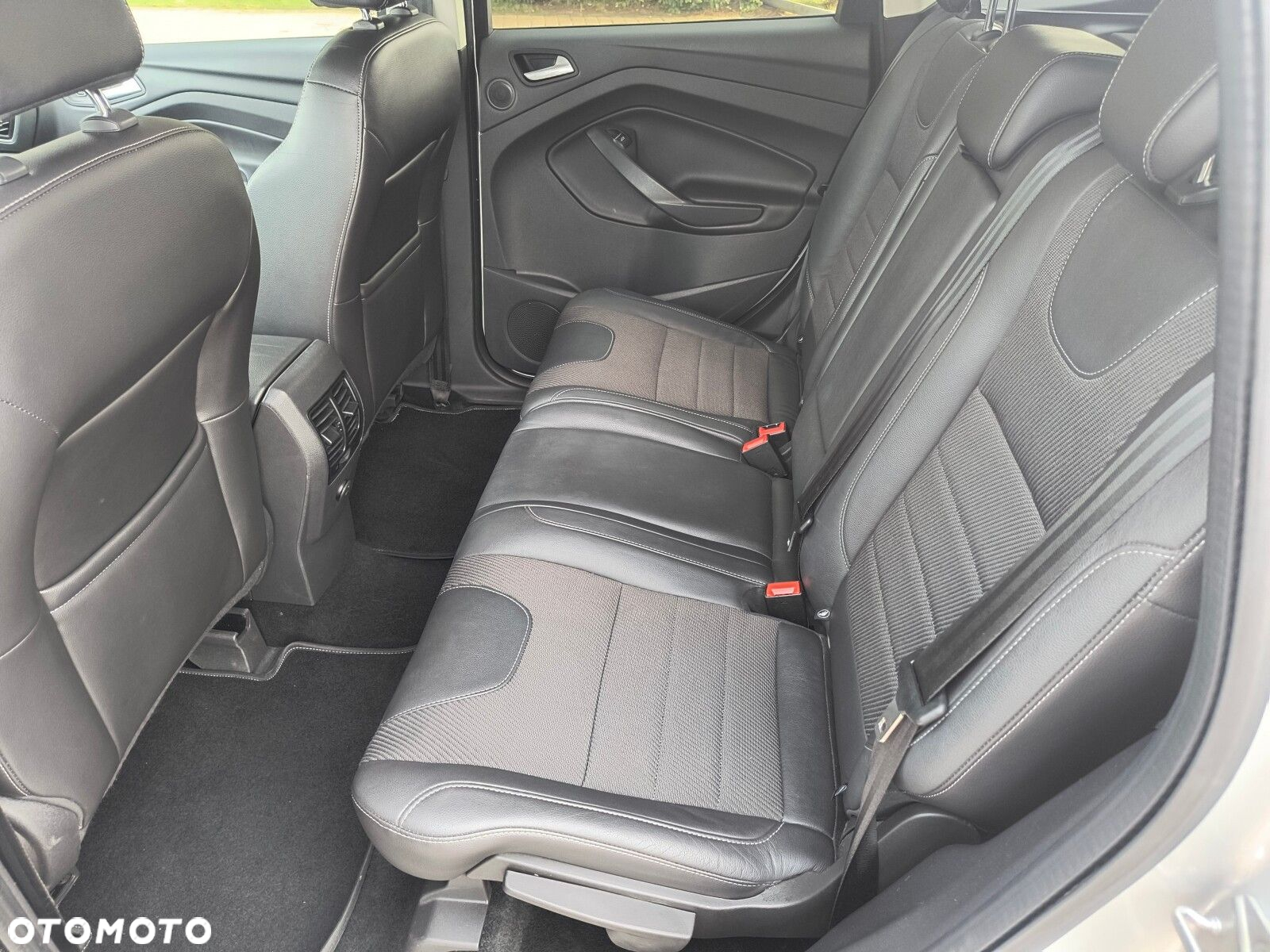 Ford Kuga 2.0 TDCi 4WD Titanium - 20