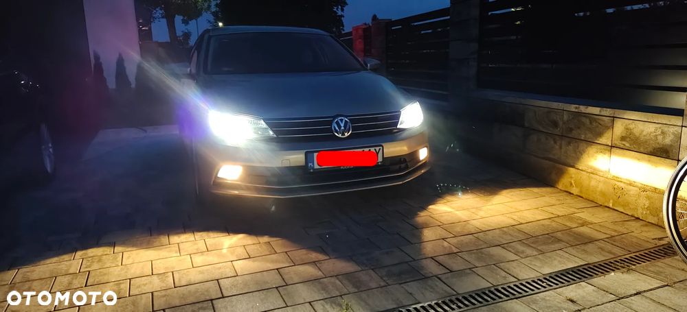 Volkswagen Jetta 1.4 TSI BMT Highline DSG - 36
