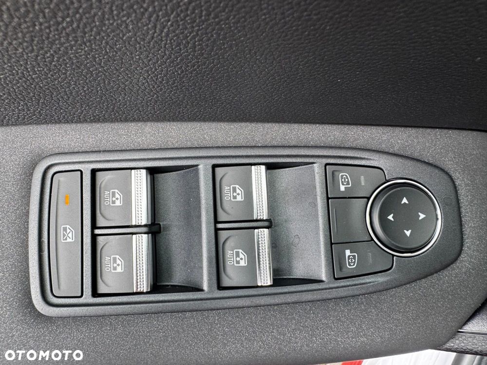 Renault Captur - 15