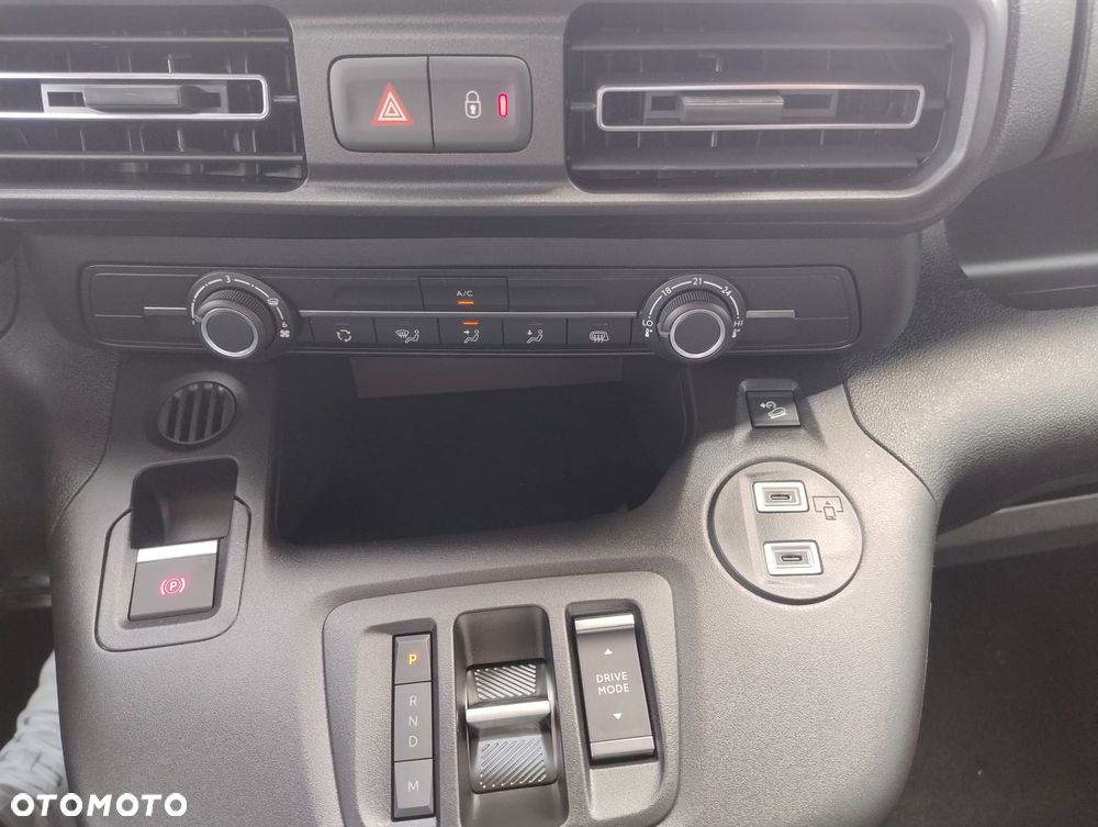 Opel COMBO CARGO - 8