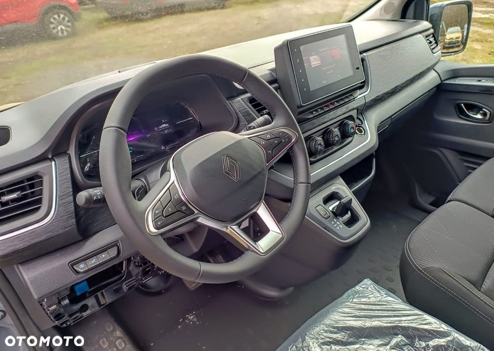 Renault TRAFIC - 10