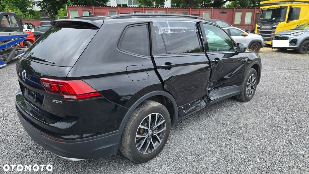 Volkswagen Tiguan - 10