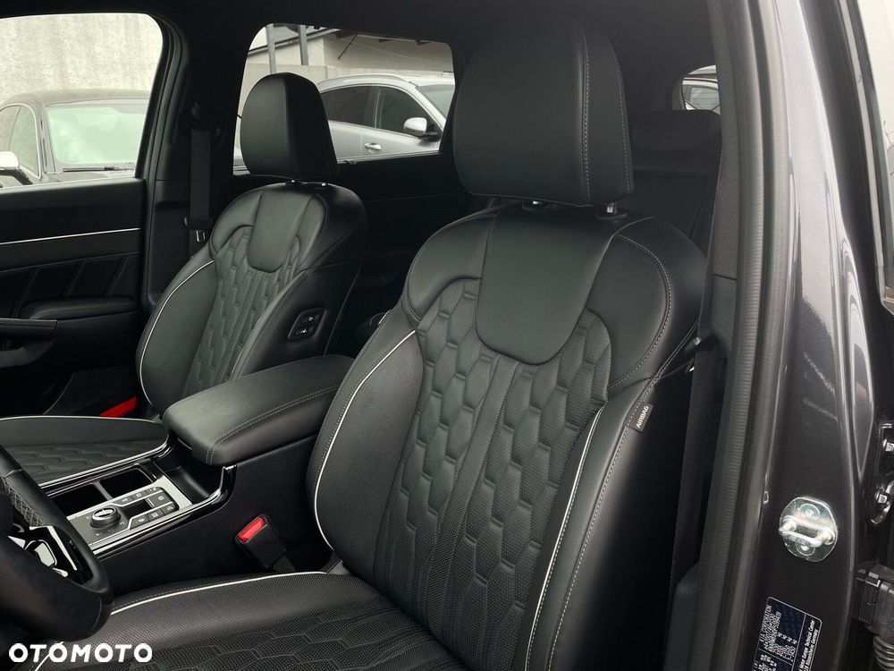Kia Sorento - 10