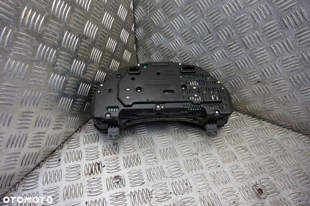 LICZNIK ZEGARY IS III E3  LEXUS 2013-2017 - 2