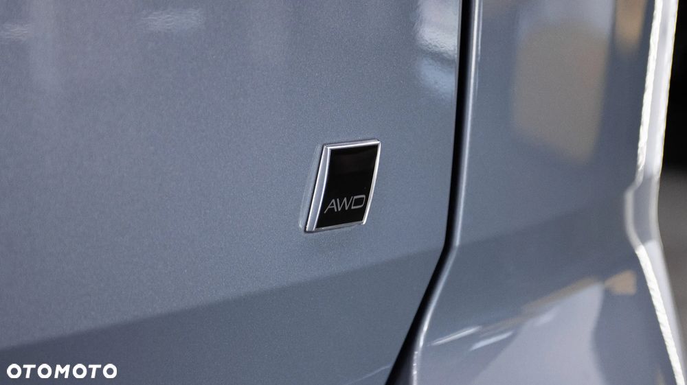 Volvo XC 60 B5 D AWD R-Design - 14